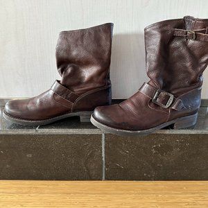Frye Veronica Boot